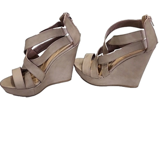 Chinese Laundry Sandal Shoes with Back Zipper and 5" Heel Shoes Size 8 - Picture 2 of 7